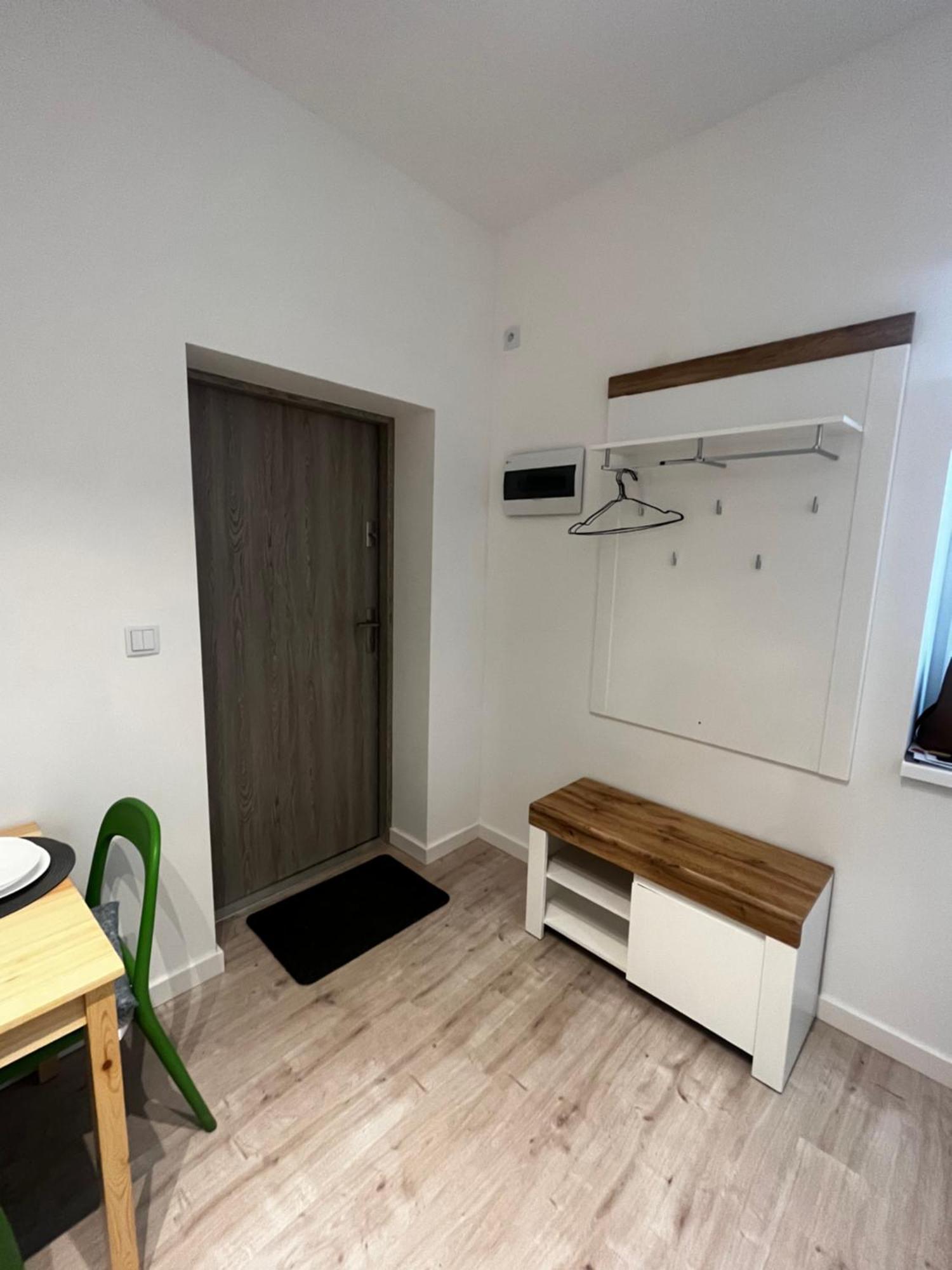 Apartamenty Dbrw Jezyce Poznan Exterior photo